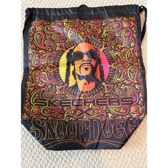 Snoop Dogg Sketchers Reusable Tote Bag With Adjustable Backpack Straps - Picture 2 of 3